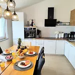 Pavao 2126 Apartment *